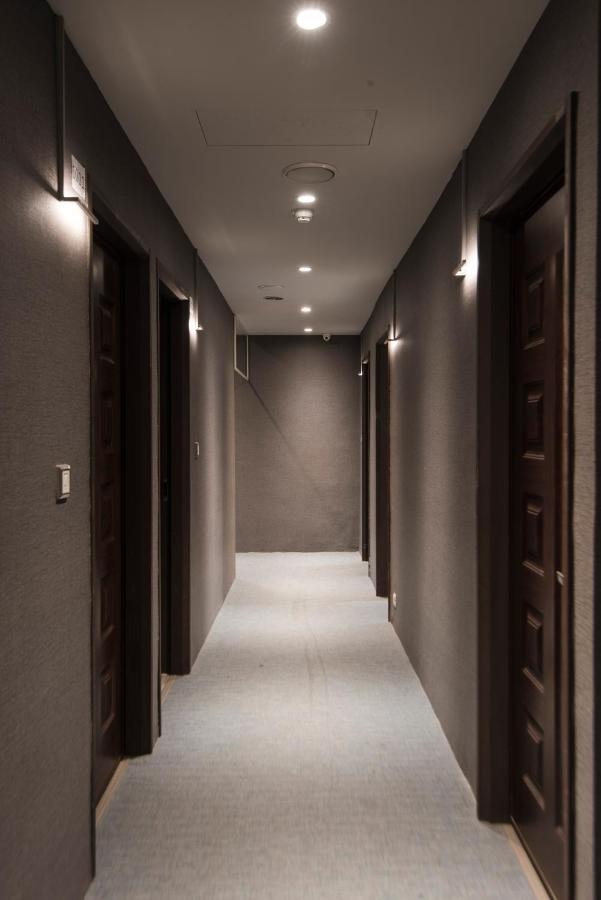 Sparrow Hotel Taichung Dış mekan fotoğraf
